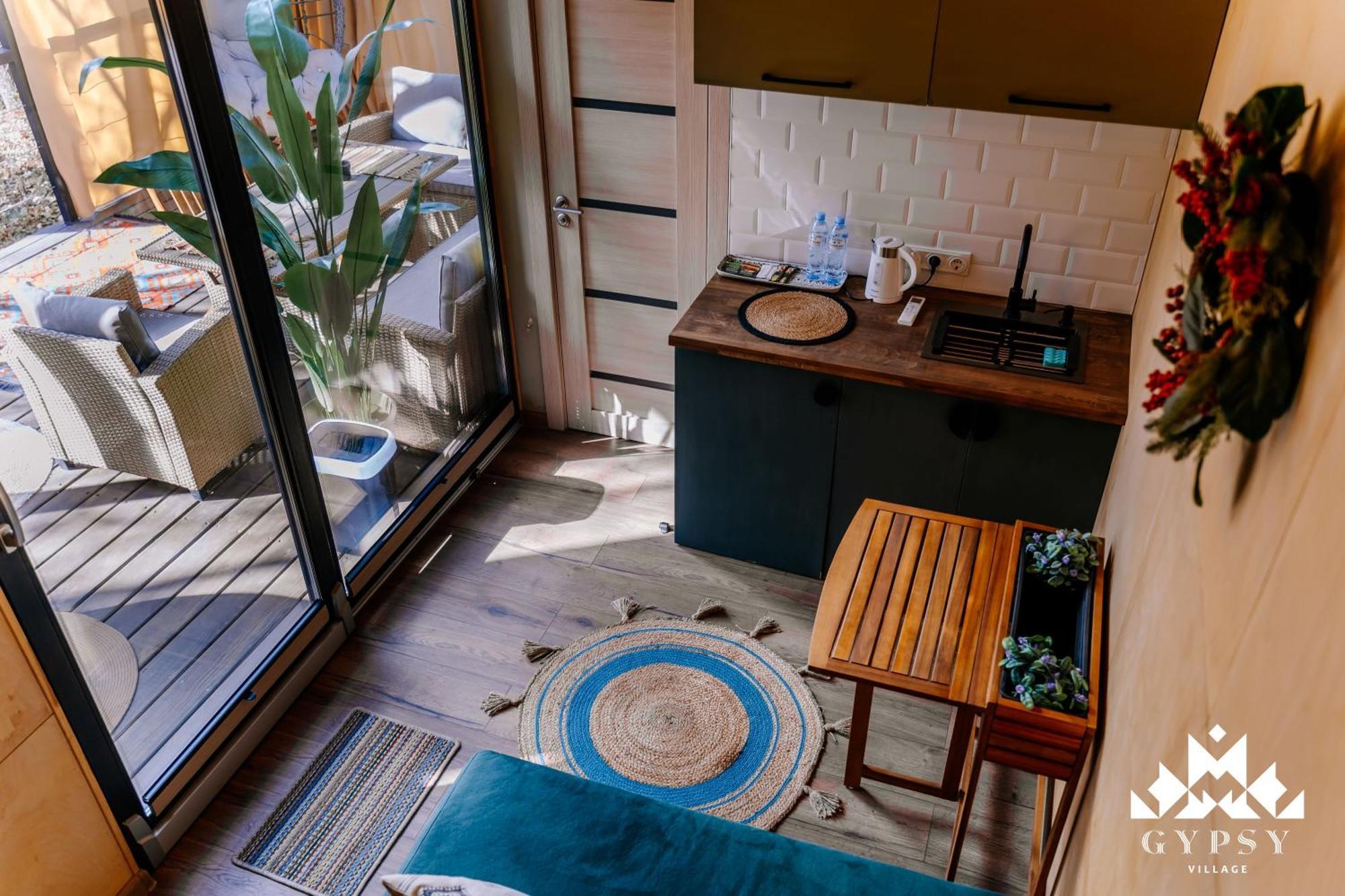 Gipsy Village Park Hotel Asureti Экстерьер фото