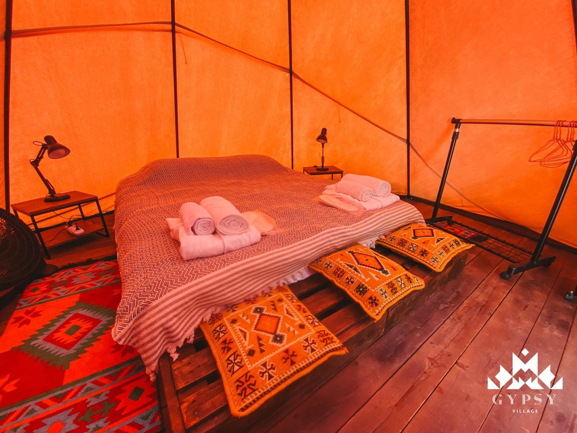 Gipsy Village Park Hotel Asureti Экстерьер фото