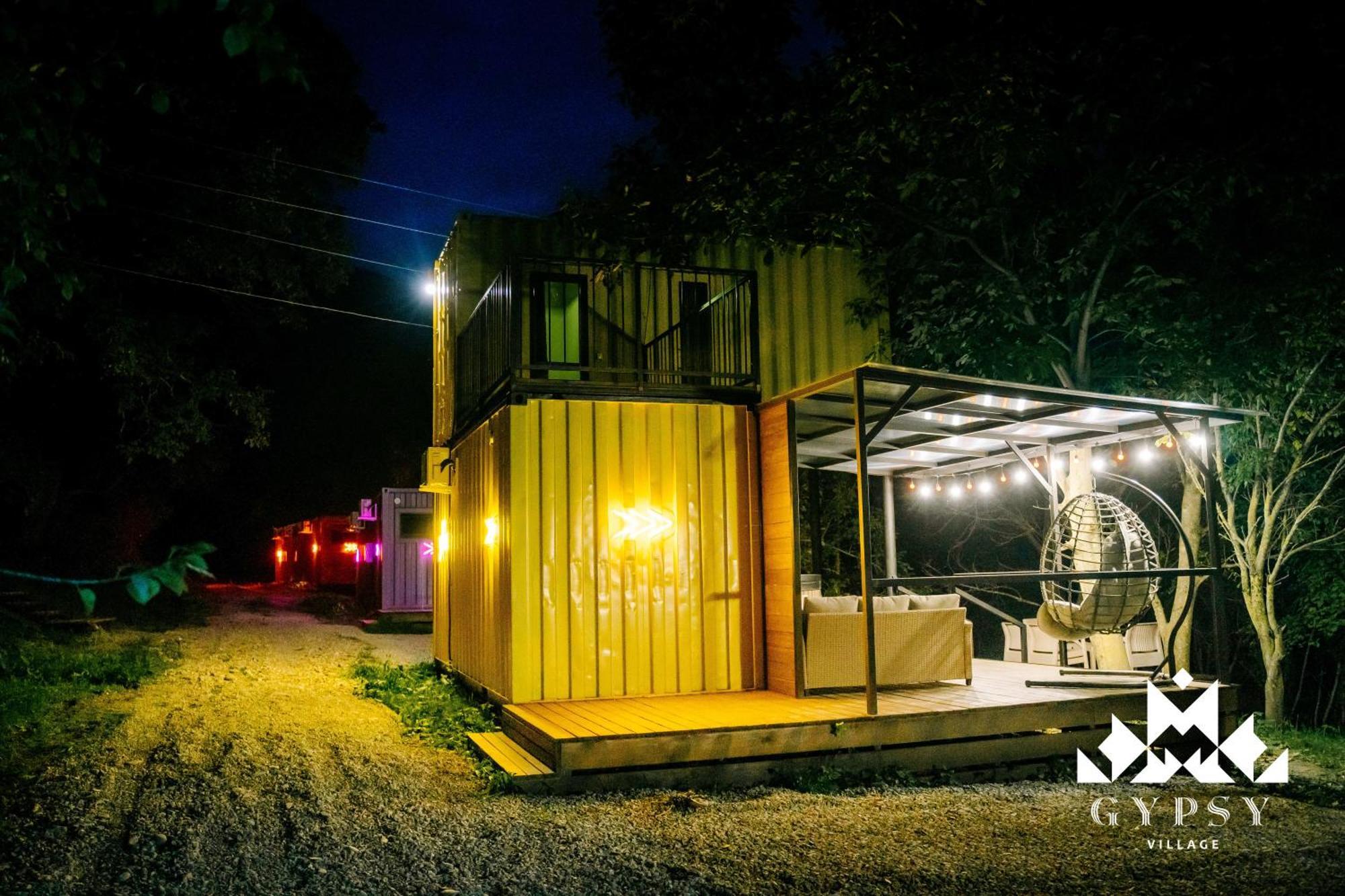 Gipsy Village Park Hotel Asureti Экстерьер фото