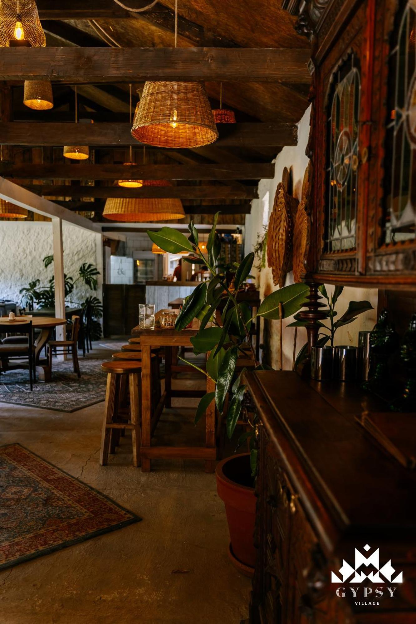 Gipsy Village Park Hotel Asureti Экстерьер фото